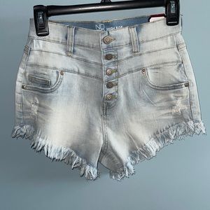 NB Festival Shorts- size 5